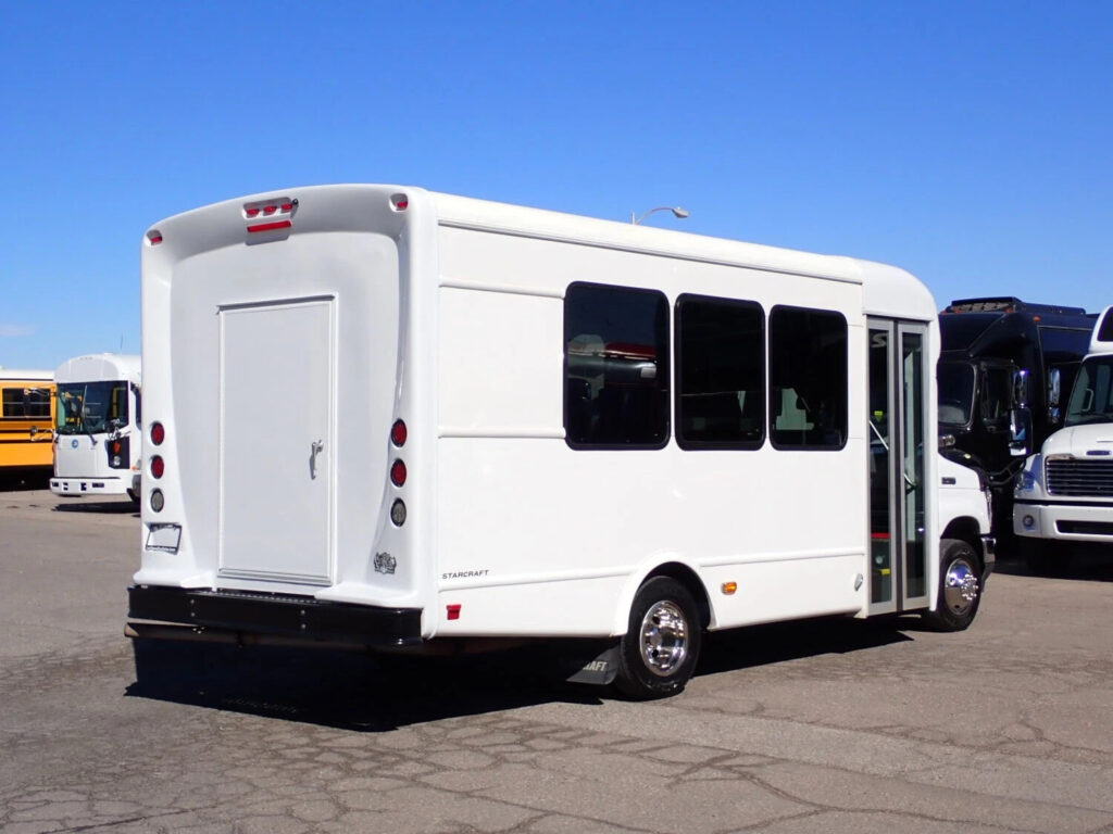 2023 Starcraft Allstar 7.3 Liter V-8 “godzilla”